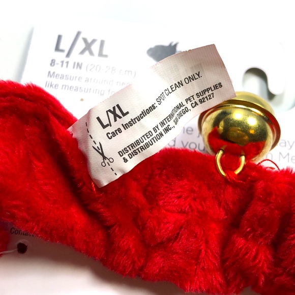 NEW MERRY MAKINGS Jingle Bell-Embellished Red Velvet Pet Neckpiece L/XL - Picture 9 of 15